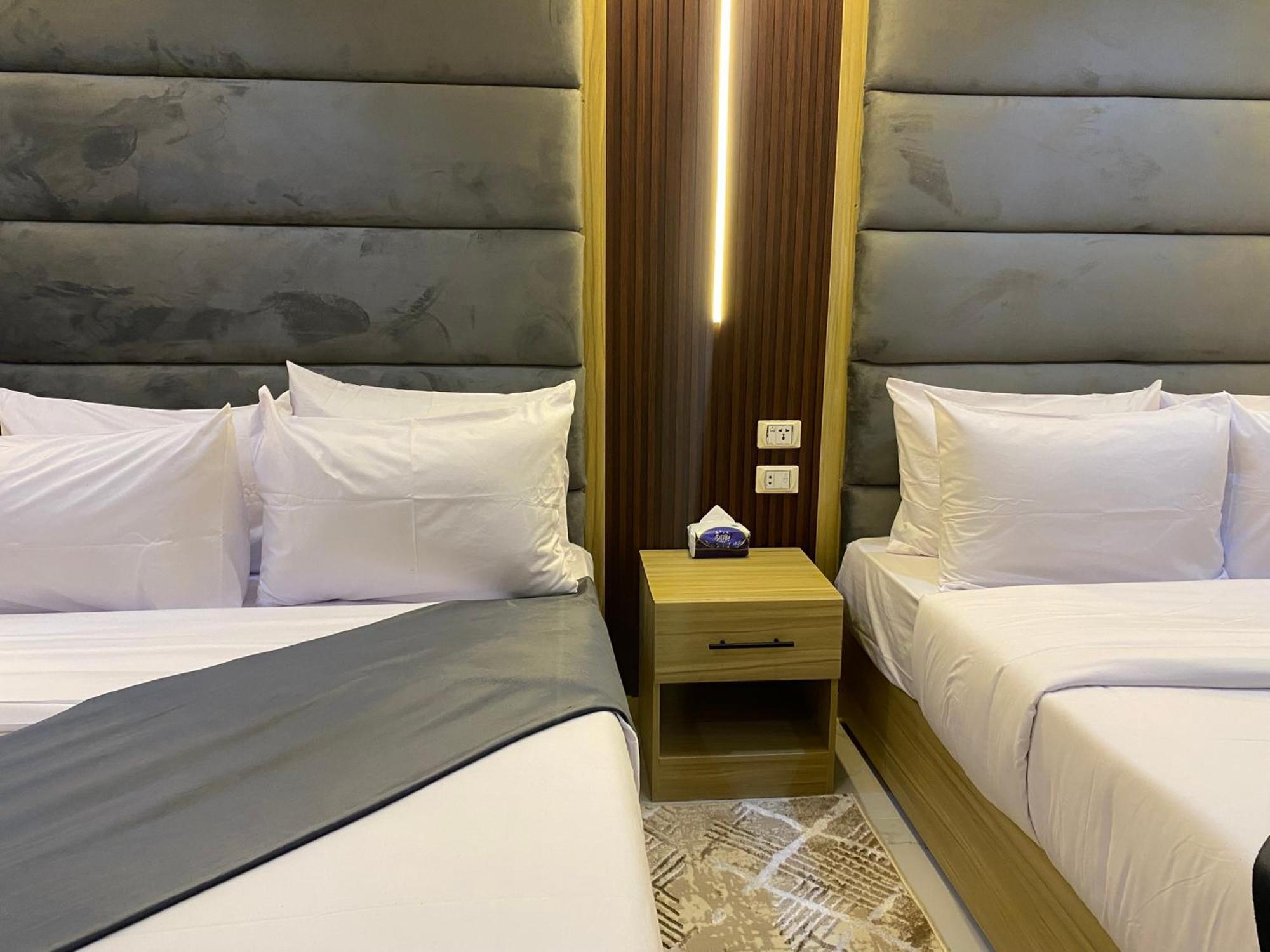 Royal Golden Pyramids Inn Giza 外观 照片