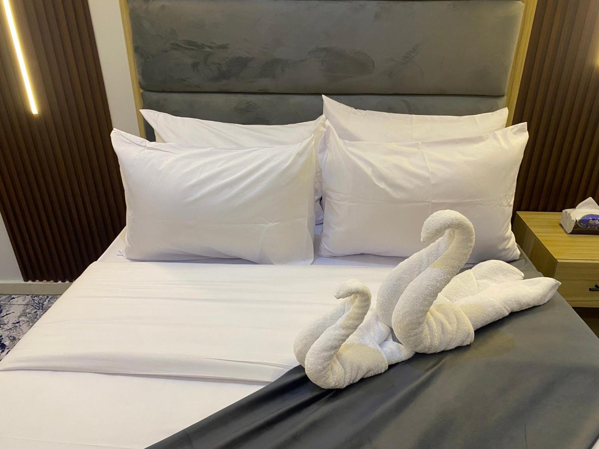 Royal Golden Pyramids Inn Giza 外观 照片