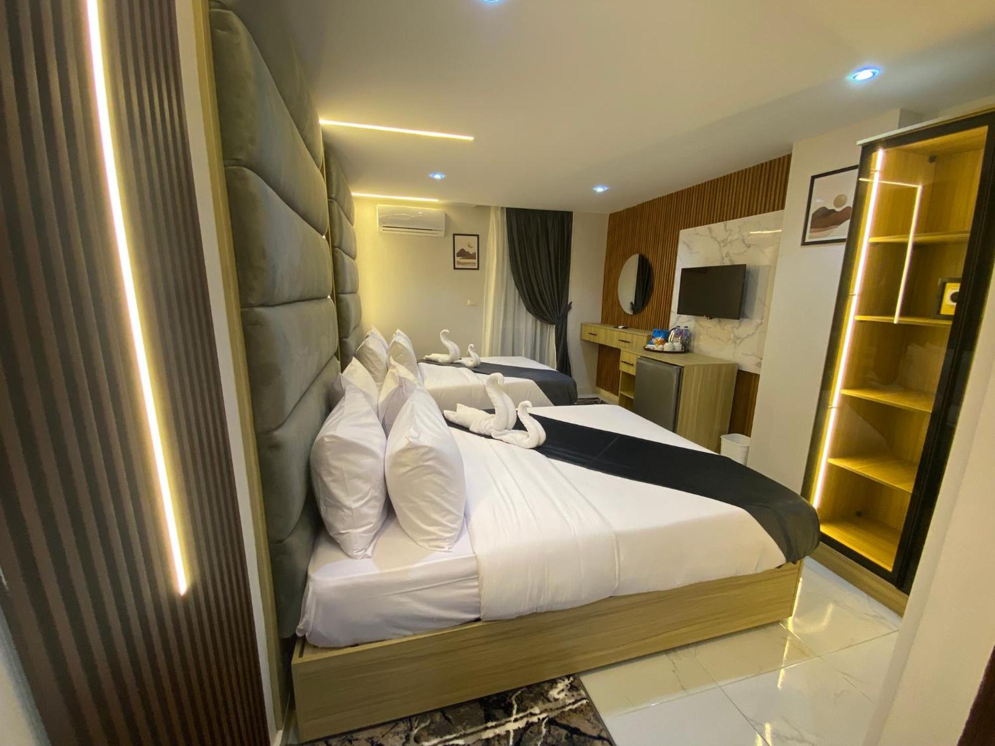 Royal Golden Pyramids Inn Giza 外观 照片