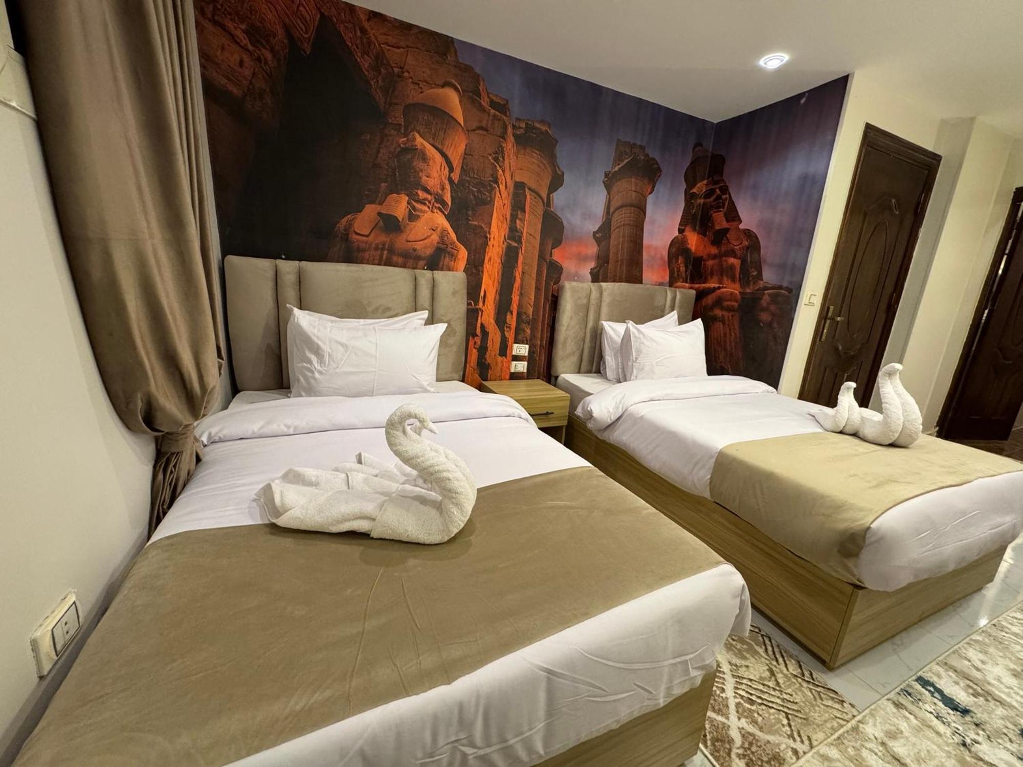 Royal Golden Pyramids Inn Giza 外观 照片