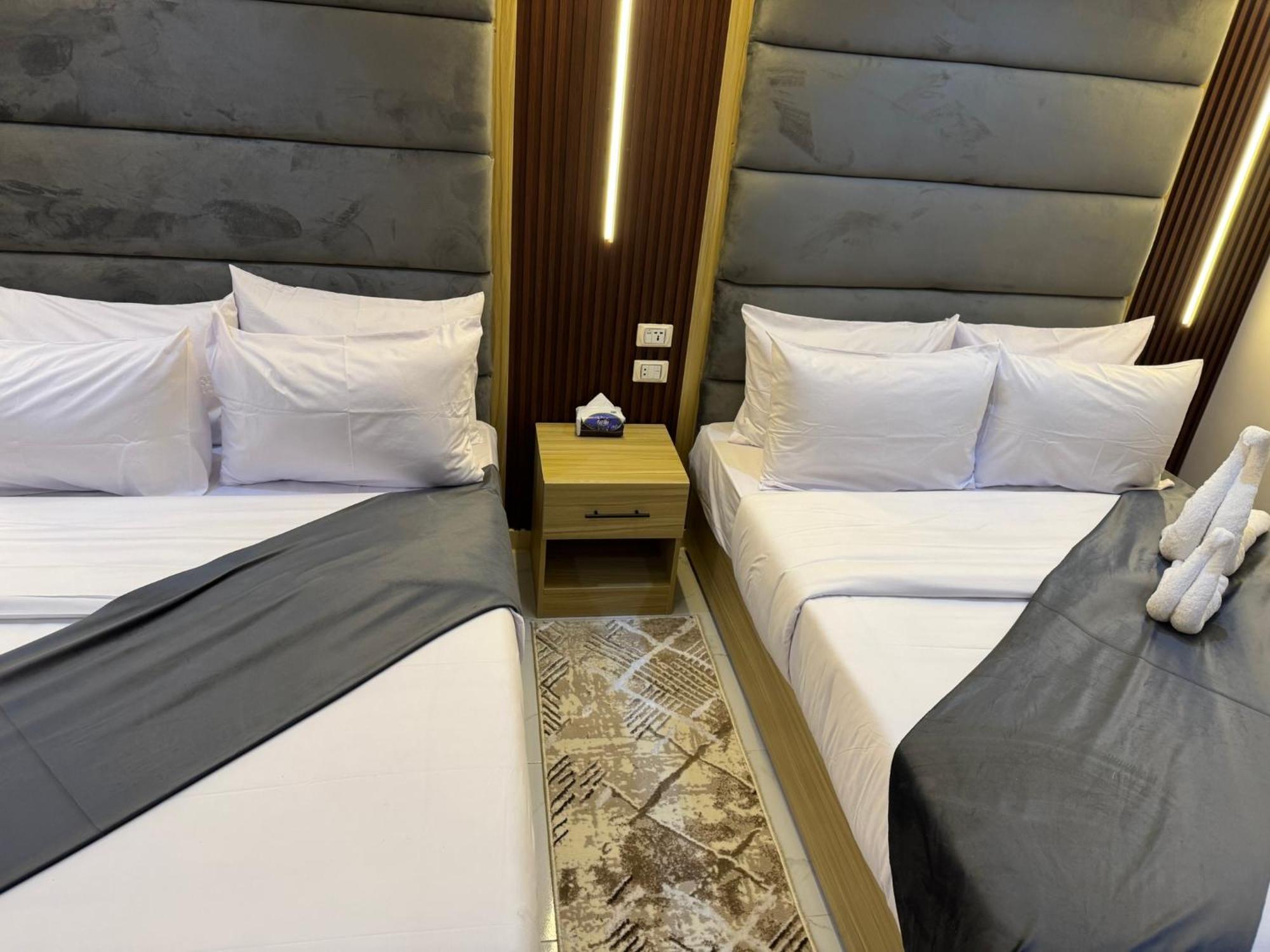 Royal Golden Pyramids Inn Giza 外观 照片