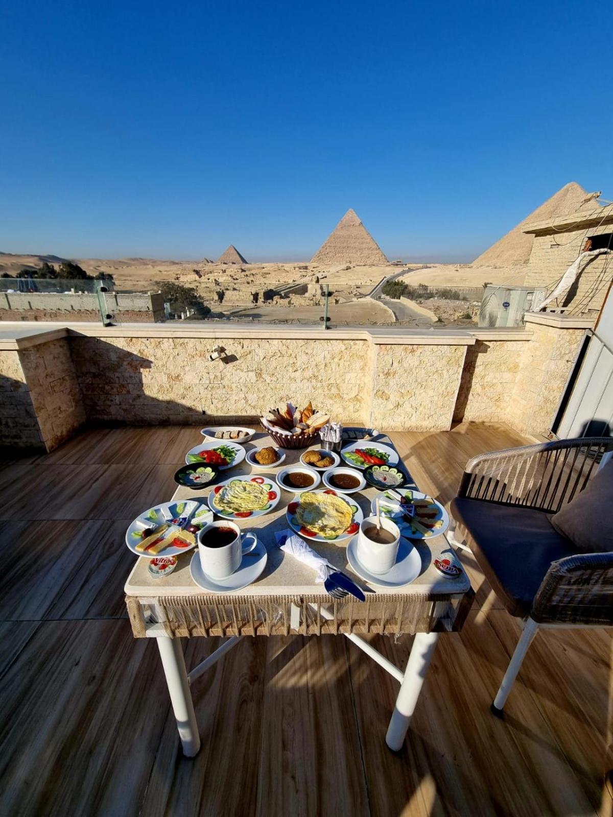 Royal Golden Pyramids Inn Giza 外观 照片